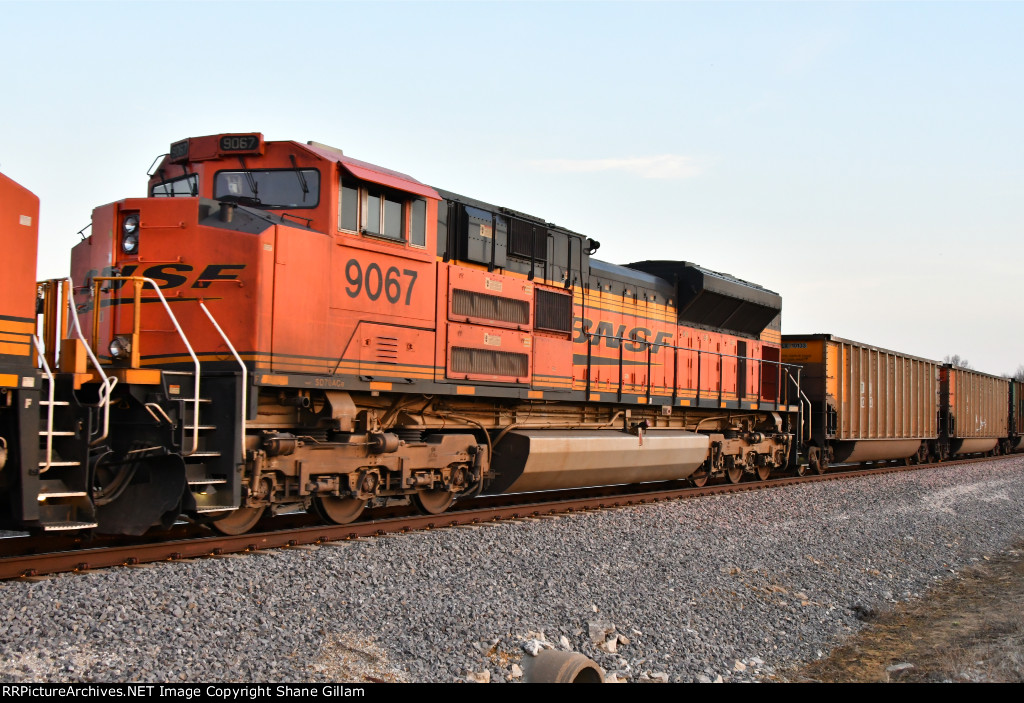 BNSF 9067 Roster shot.